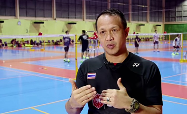 Rexy Mainaky saat masih menangani tim bulutangkis Thailand.